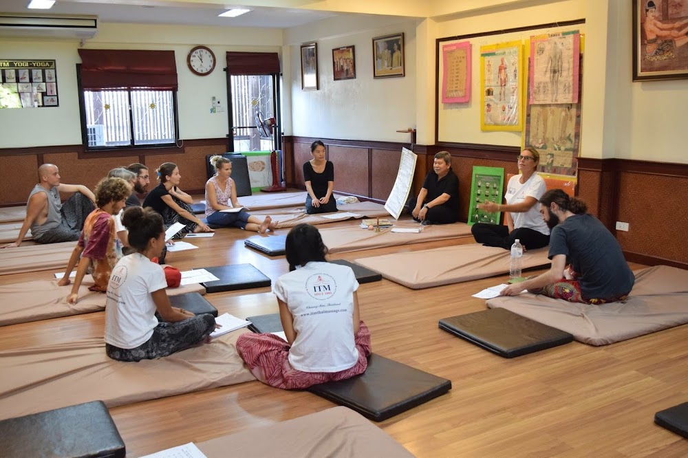 Tip Hat Taa Professional Thai Massage-Treatments-Therapy And Teaching Courses