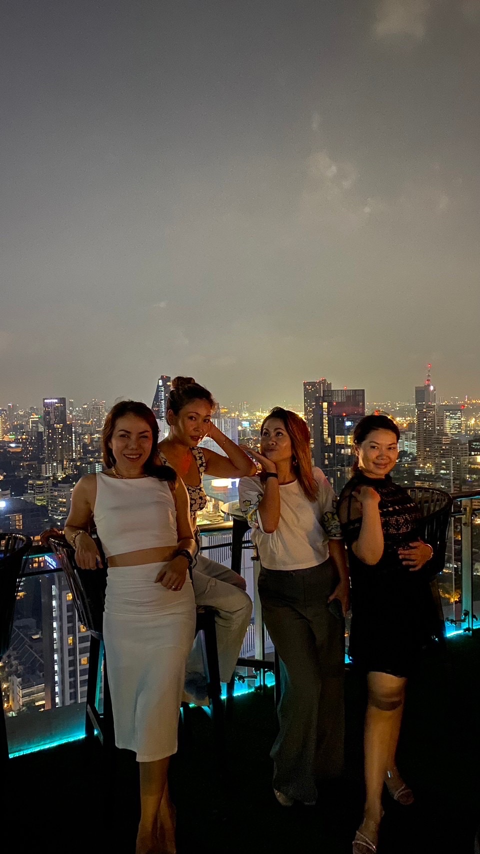 Vanilla Sky Rooftop Bar