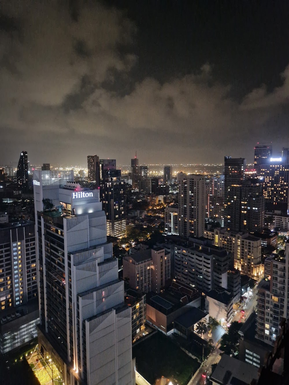 Vanilla Sky Rooftop Bar