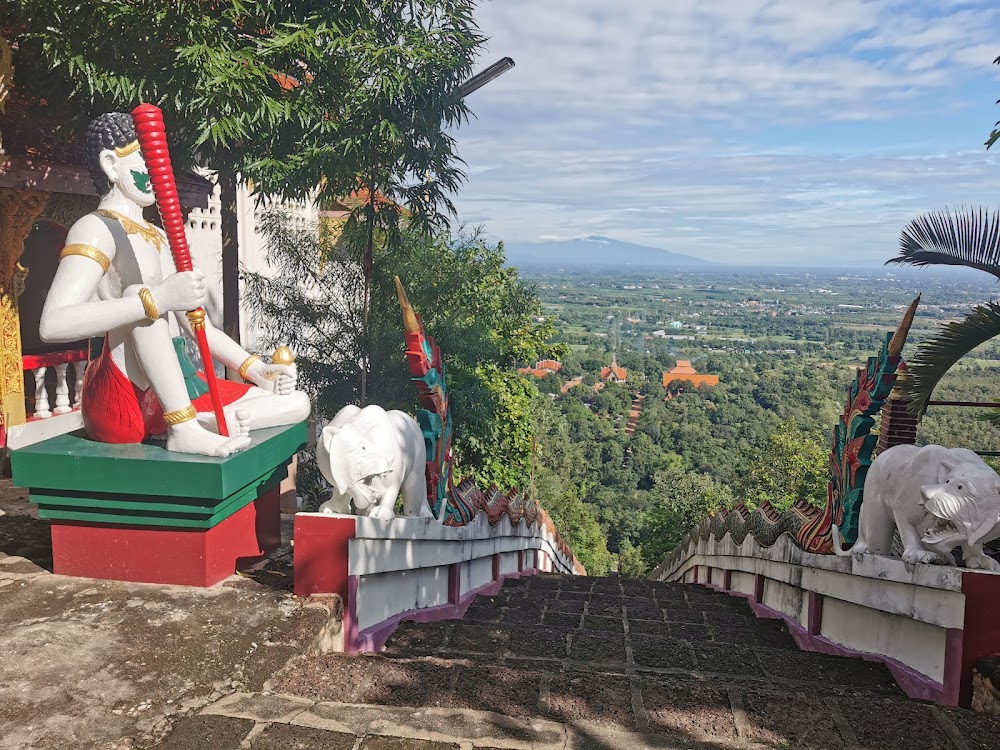 Wat Phra Phutthabat Tak Pha