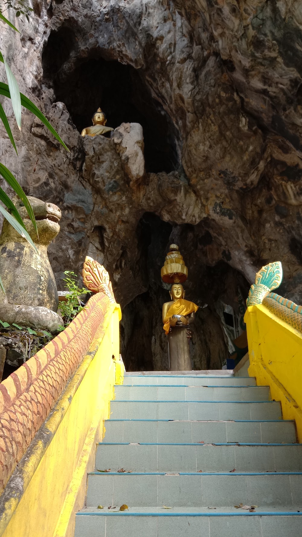 Wat Phu Tham Phra