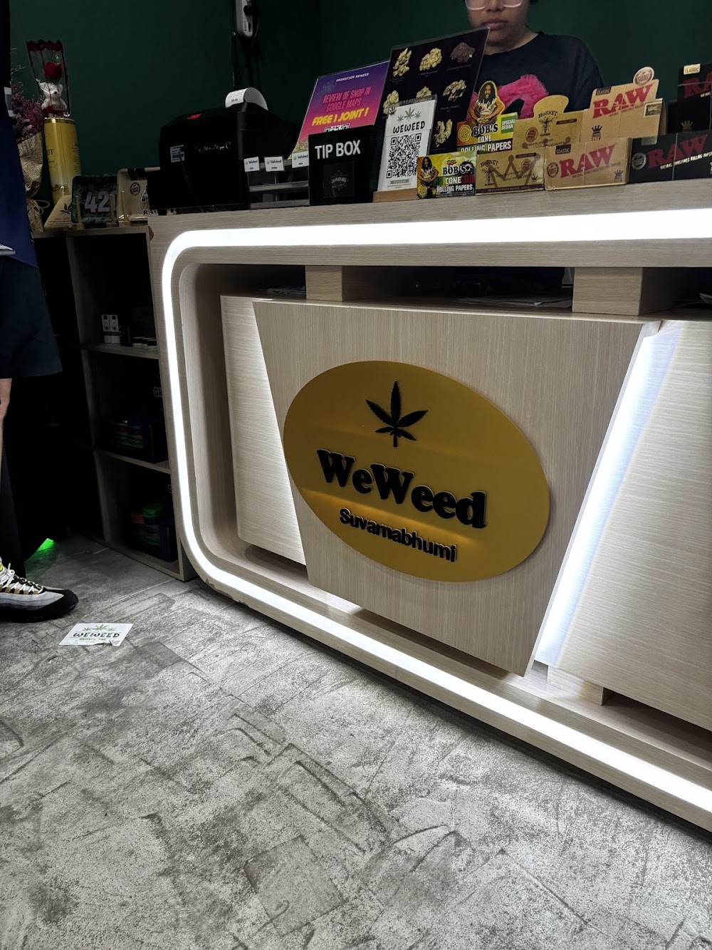 WeWeed Cannabis Cafe’ Bangkok Airport Suvarnabhumi