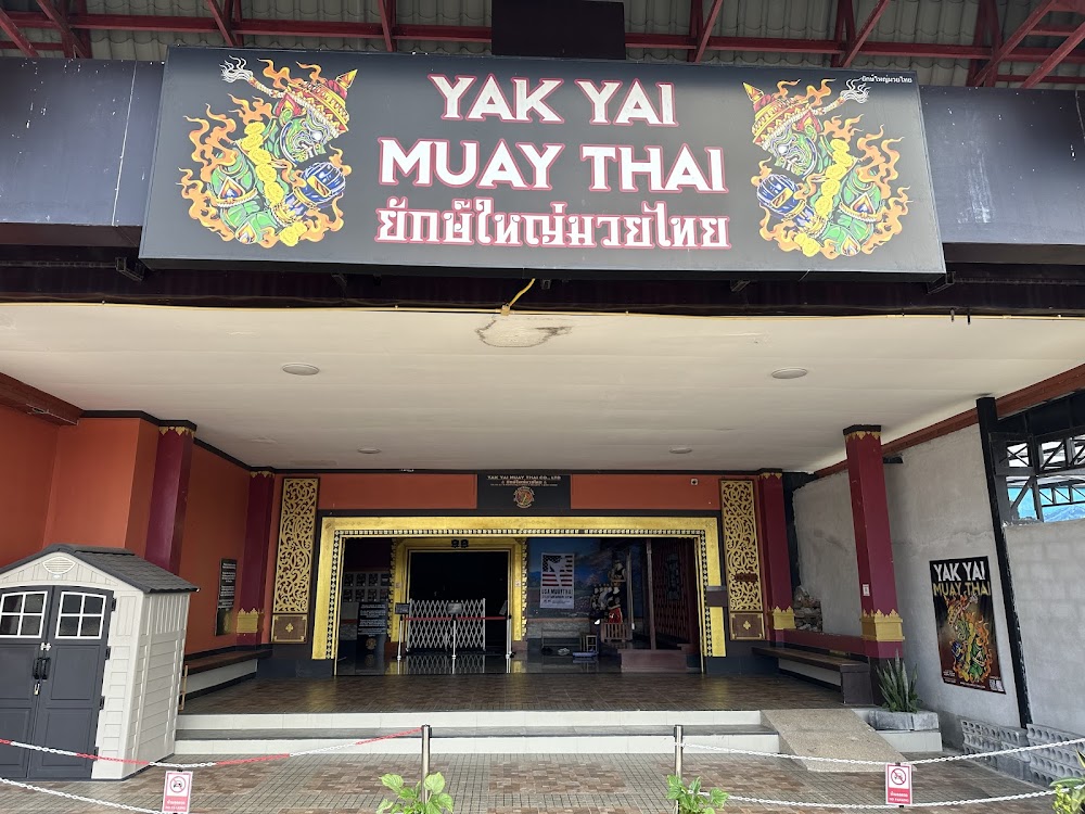 Yak Yai Muay Thai